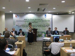 Vietnam_water_climate_workshop01