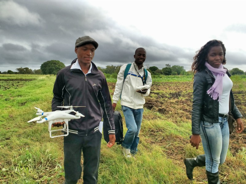 In the field in Chòkwé