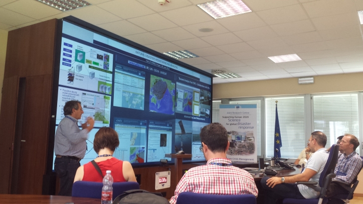 Visit to the European Crisis Management Laboratory.